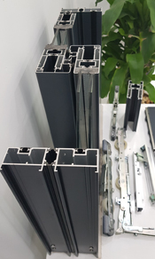 Nhôm hệ cao cấp nhập khẩu Đức
